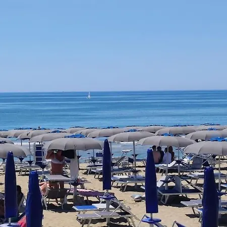 Appartamento Deliziosa Casa Al Mare Con Giardino E Posto Auto *